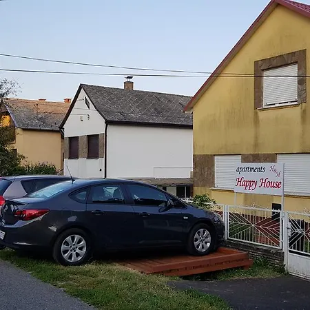 Διαμέρισμα Happy House